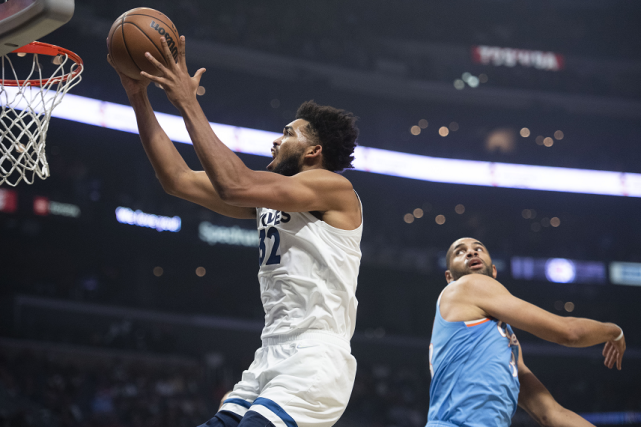  爱德华兹34分森林狼终结快船七连胜  