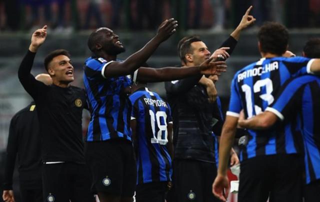  那不勒斯逆转绝杀，保留争冠悬念  